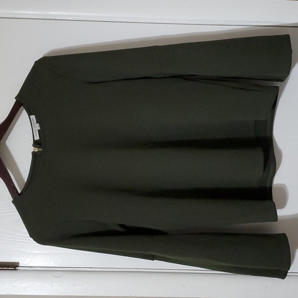Green Envelope Tops - Green Envelope Dark Green Long Sleeve Shirt Size Medium